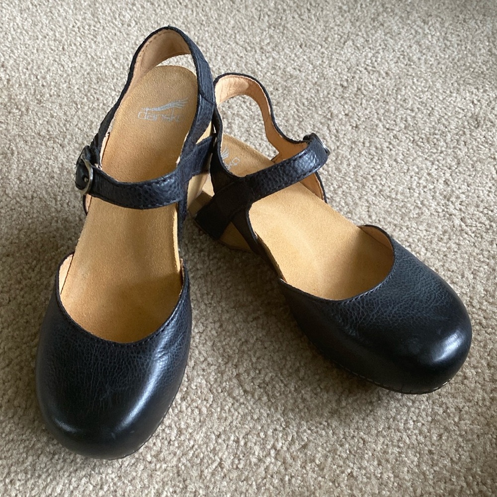 Dansko Tiffani Mary Janes, size 39, black leather